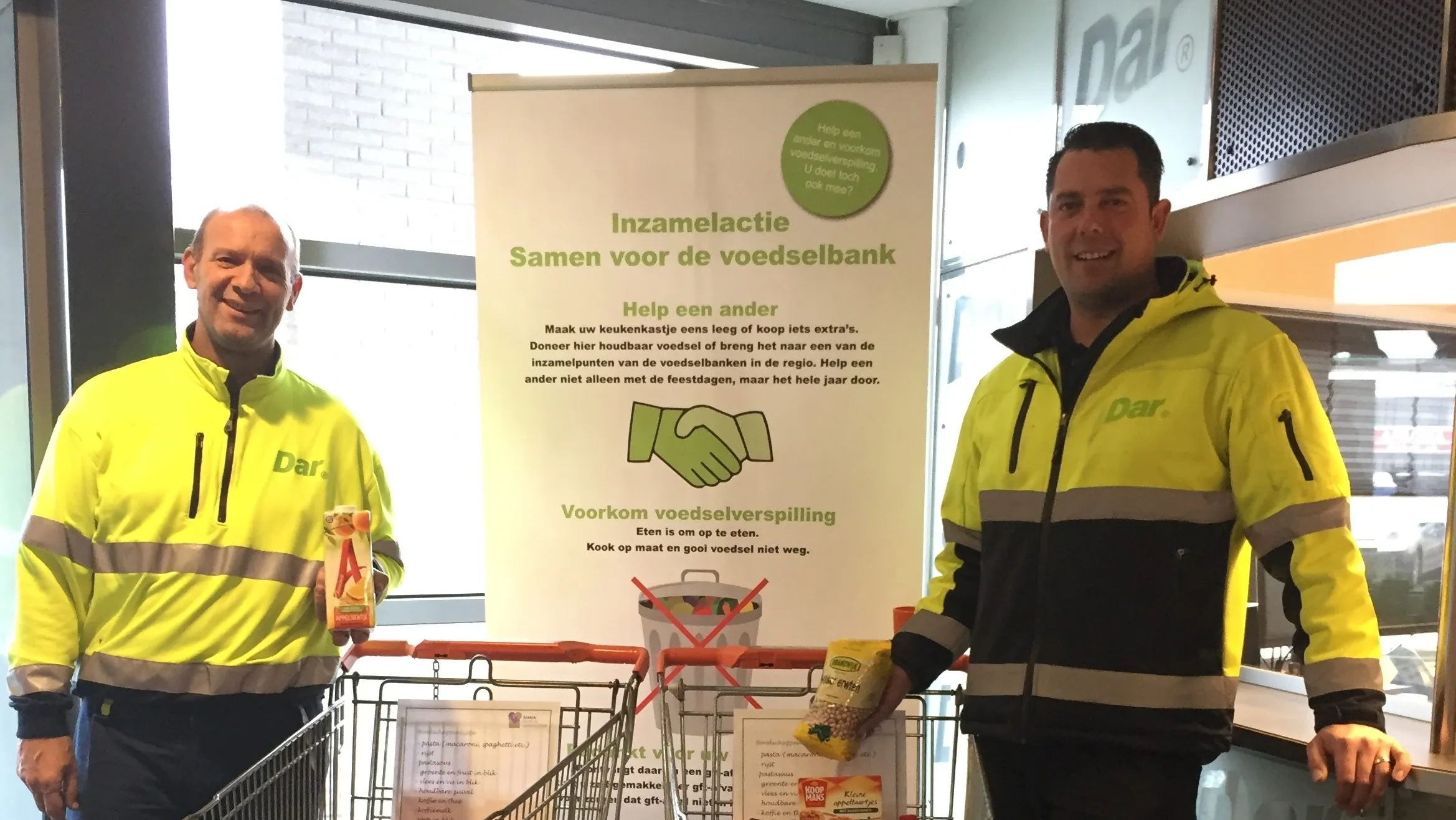 20161219 foto dar medewerkers inzamelpunt e1482158998398