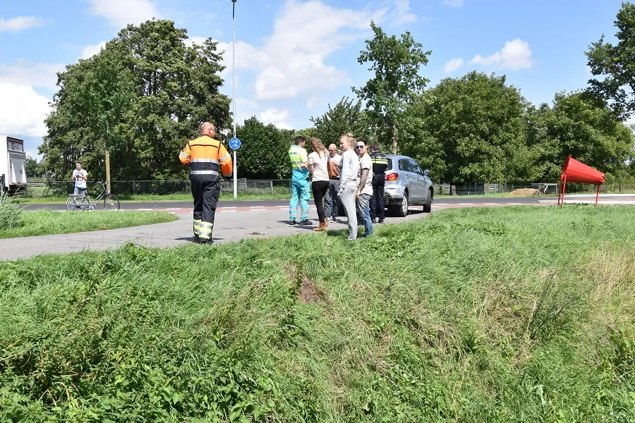 224088 auto in de sloot in weurt dsc 0090 5