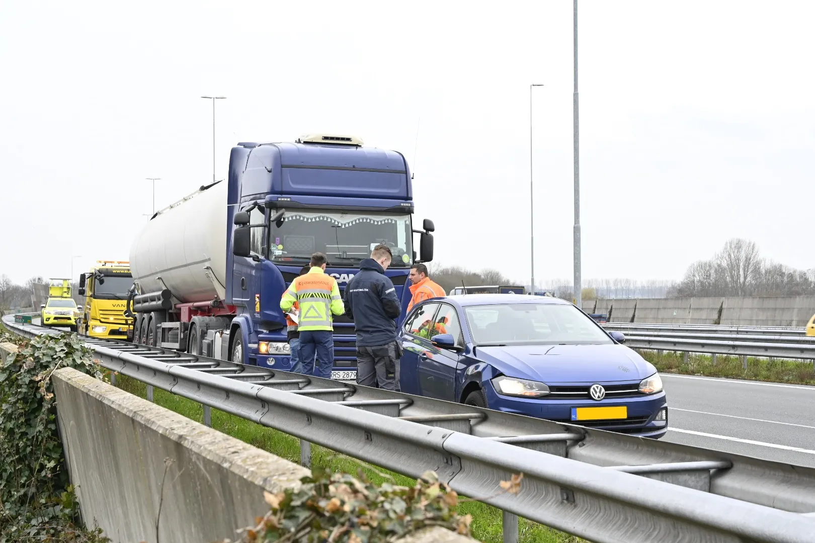 4b811e7e ba51 4406 ad8c 1a399e033fd6