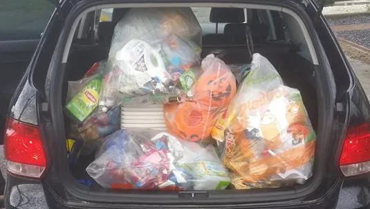 auto door de politie aan de kant gezet in winssen e1479773390494