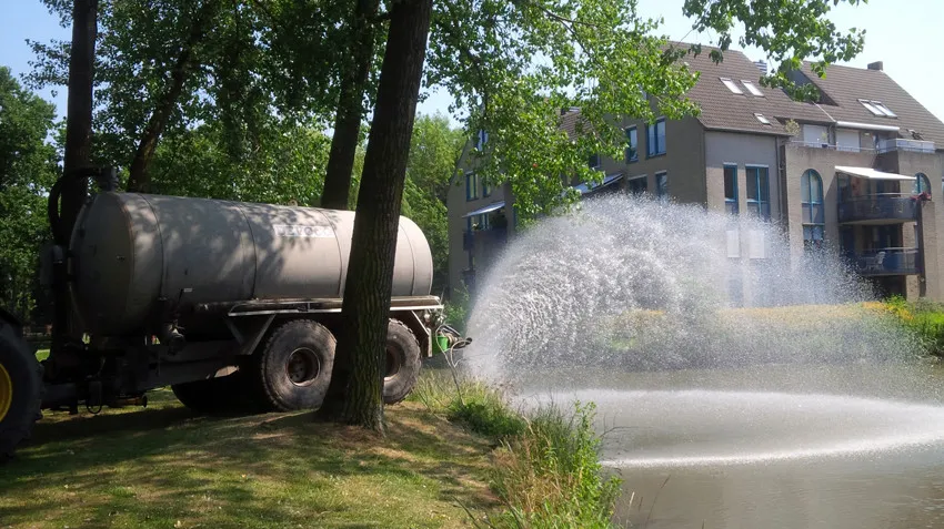 besproeien waterpartijen beuningen e1435842760993