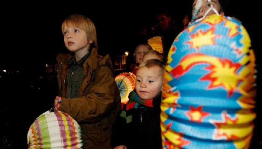buien en stevige wind tijdens sint maarten