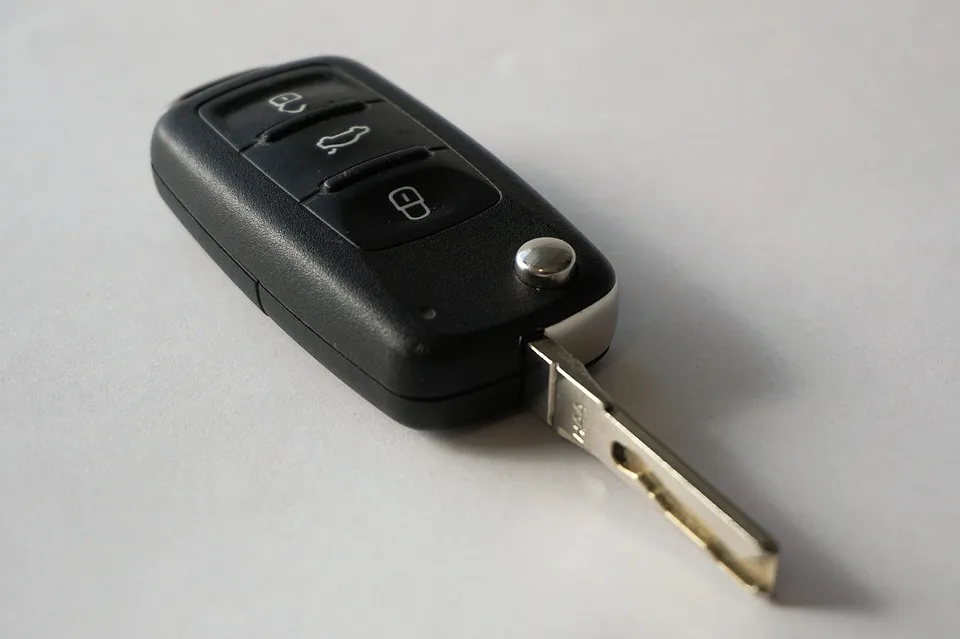 car keys 1234786 960 720