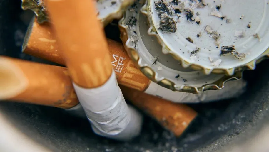 cigarette 4643509 1280 915x518 1