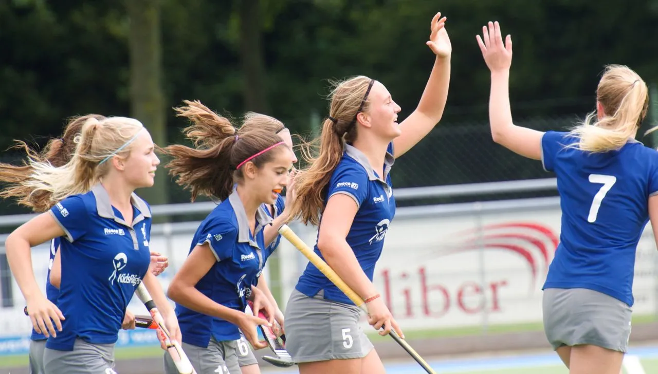 eaz3q6xdzks854juhji1ov0xf mhcbmb12014083026