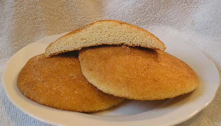 eierkoeken pudding4brains wikimedia 715x408