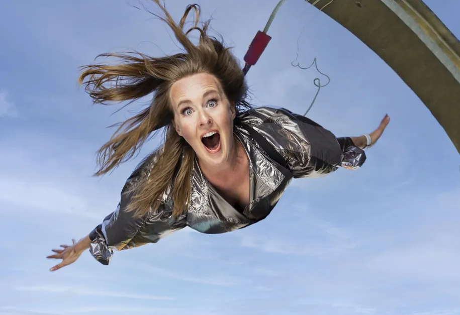 femke op volle kracht liggend by eva broekema