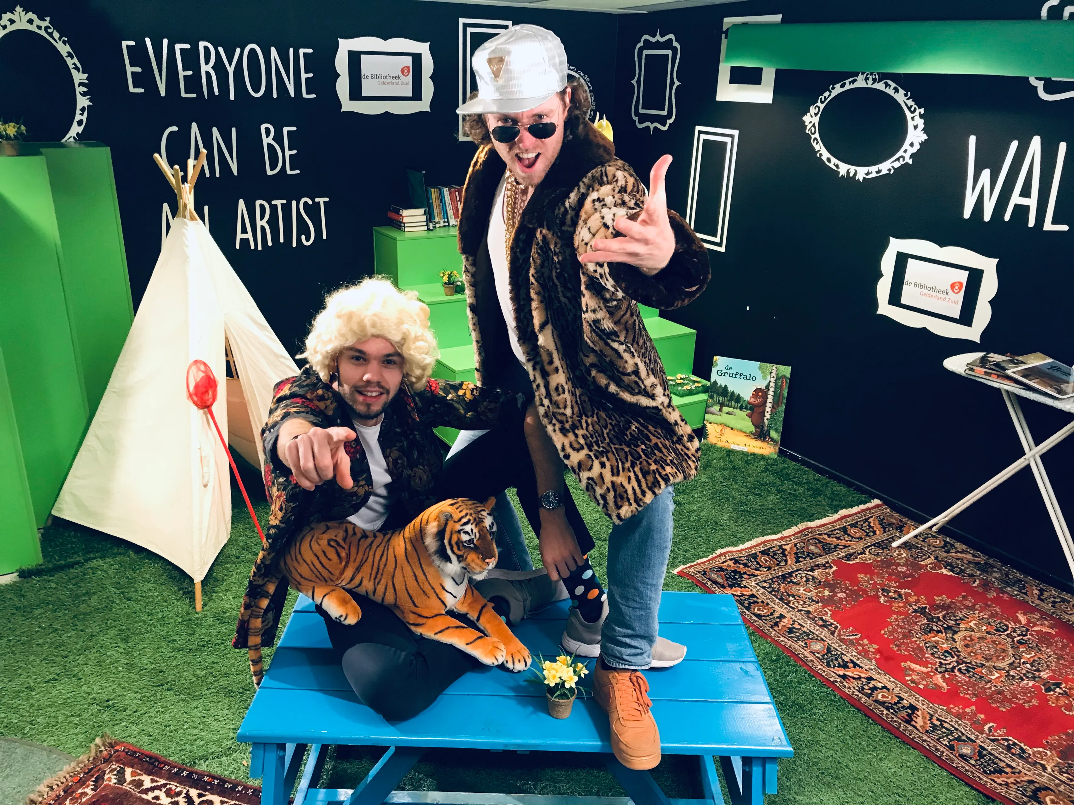 foto biebboys bibliotheek gelderland zuid