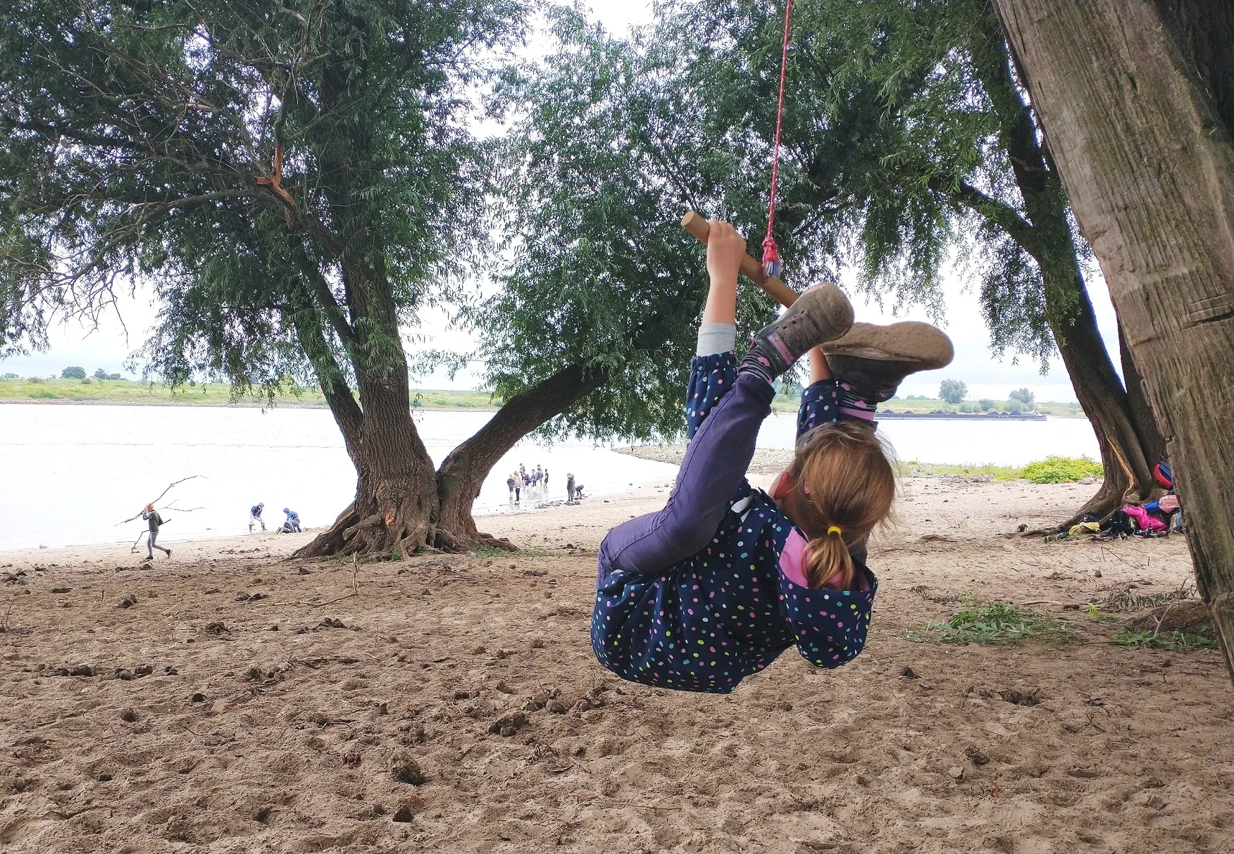 fotodijkmagazijnsamenbuitenspelen