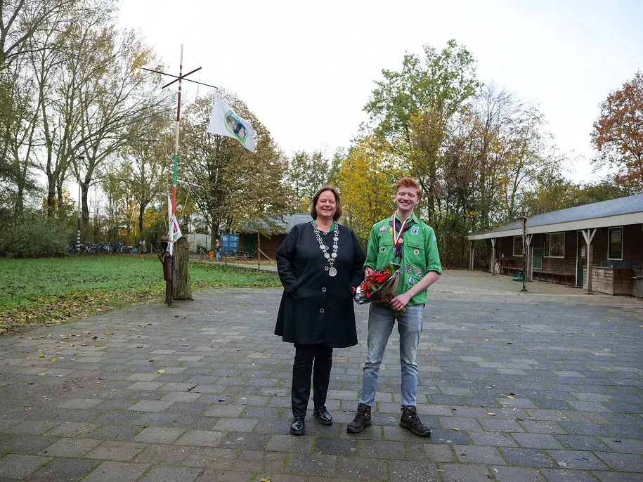 gemeente beuningen jeugdlintje stef klaassen scouting 26112022 fotograaf carina meijer