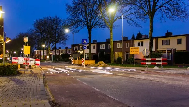 gkn3813uw44809pnlivdzgcj6 oversteek burg geradtslaan