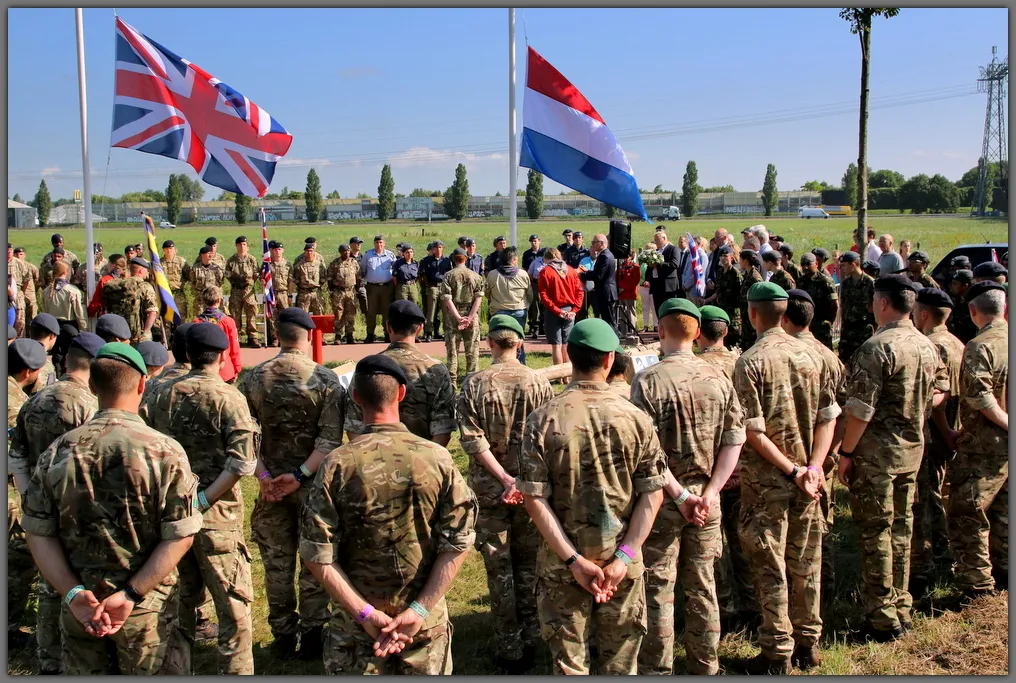 herdenking monument 2015