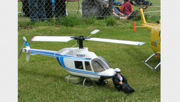 hsnzjxhxberp6a13ei7n2uust modelvliegshow 2