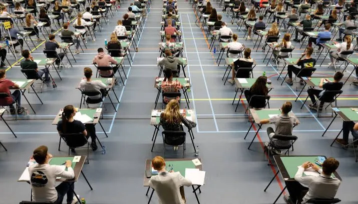 in eerste examenweek ruim 110 000 klachten 715x408