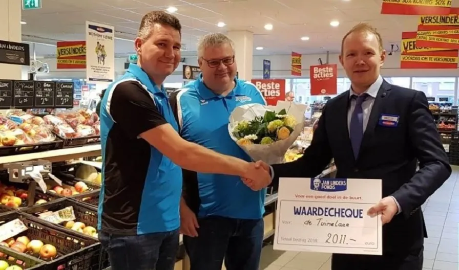 jan linders sponsort de tuimelaar met 2011