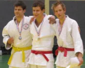 jflxn2eij6ez4v6504ci8v18y 141878