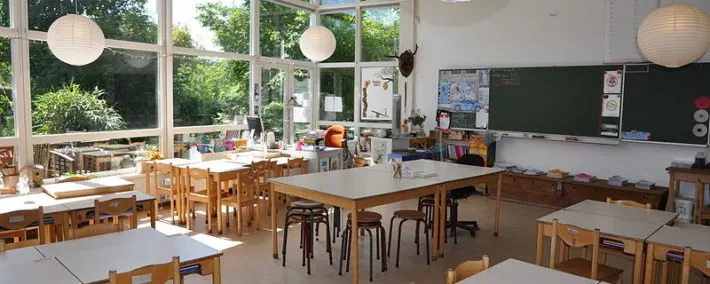 klaslokaal onderwijsgek wikimedia 710x284