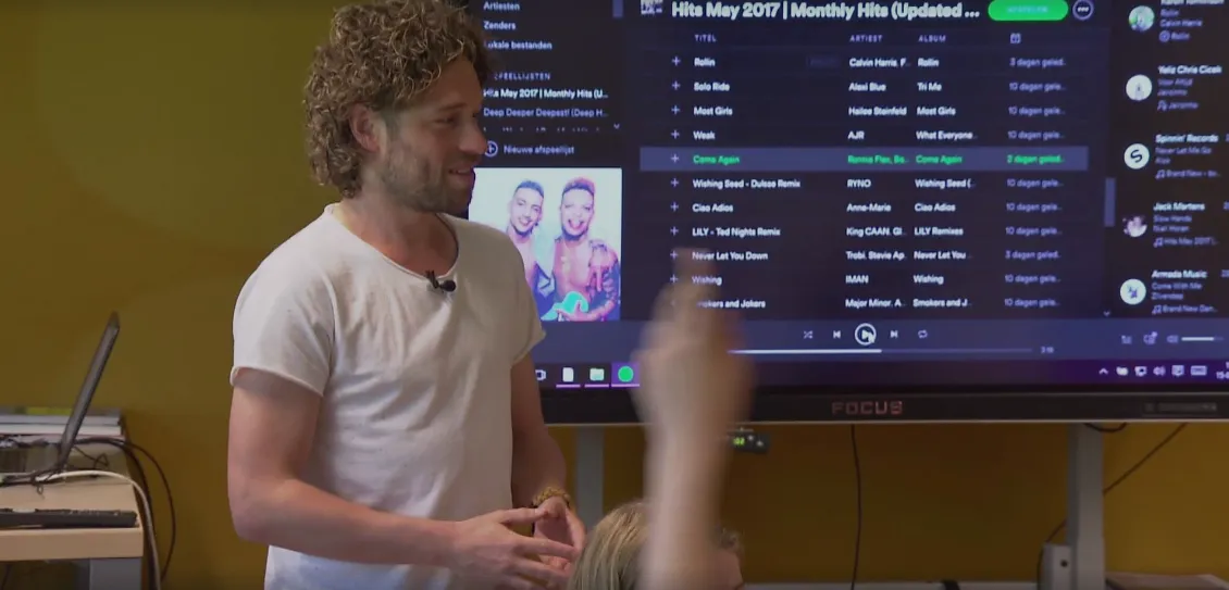 meester jesper jeugdjournaal