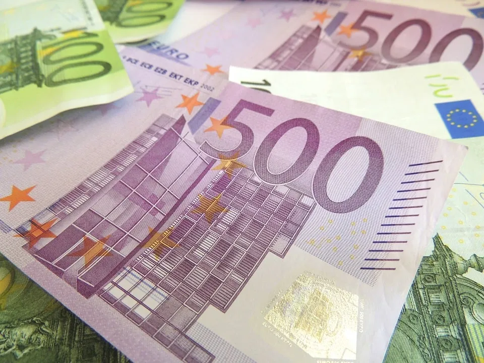 money 171540 960 720