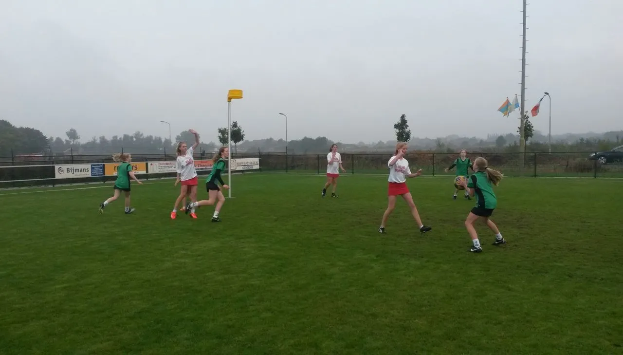 nzqlszcyu6h6pdw0mcldy7qot afbeelding nas snap 2