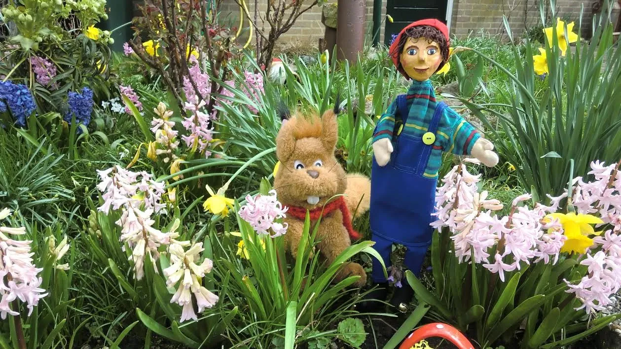 paaseitjes zoeken bij poppentheater tingeling e1491517928444