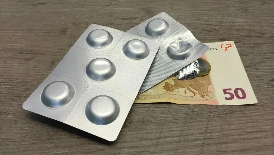 pixabay milca geld money 1270332 1280 915x518 zorg eigen risico 915x518 1