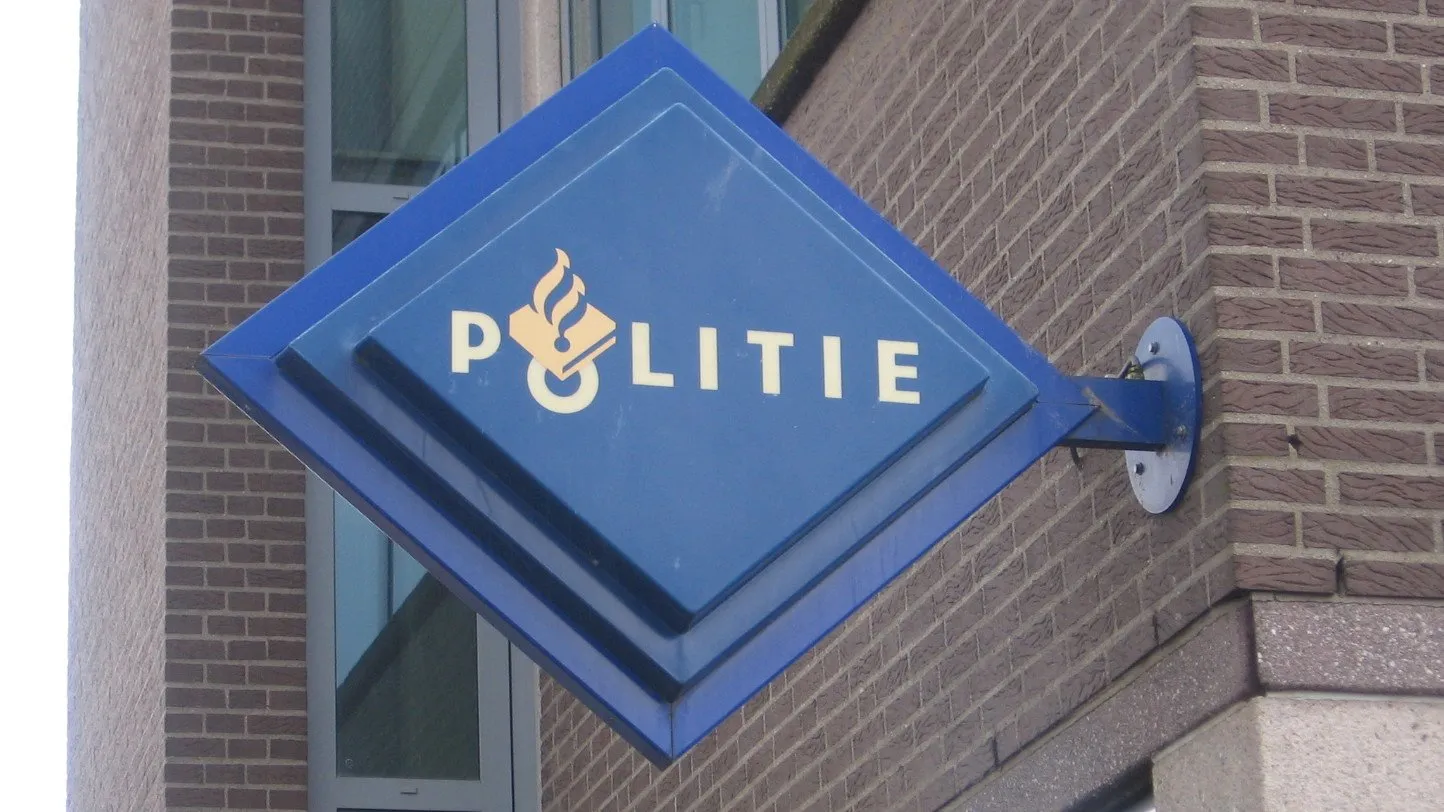 politielogo e1432600366886