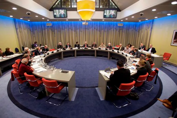 raadzaal 20130122 0132 1 web