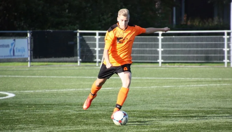 rntg70q56y89thq92peju53ns img7822 snap