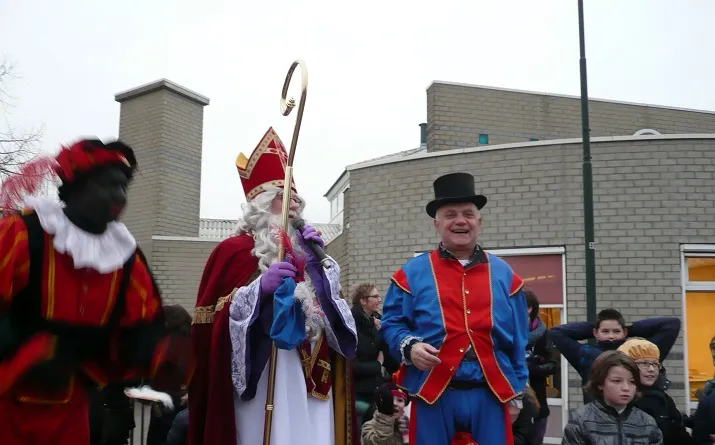 sint 715