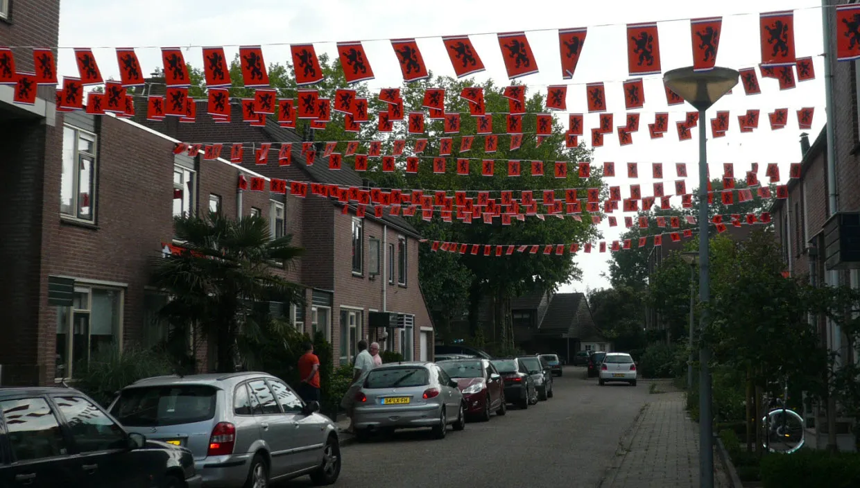 tmk4536wye3t93emn1c8nwp4g oranjekoorts