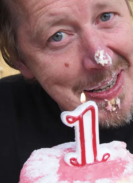 tqboollxex26n3k9f80b2dwyc jan rot foto