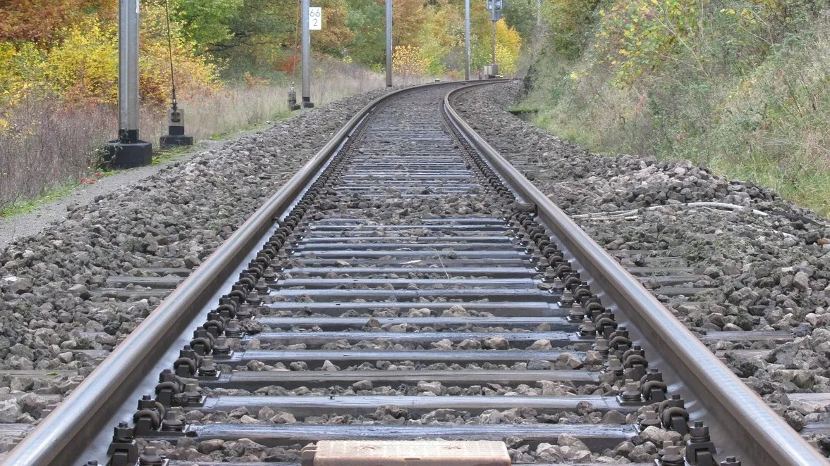 train track 415099 1280 e1433286254599