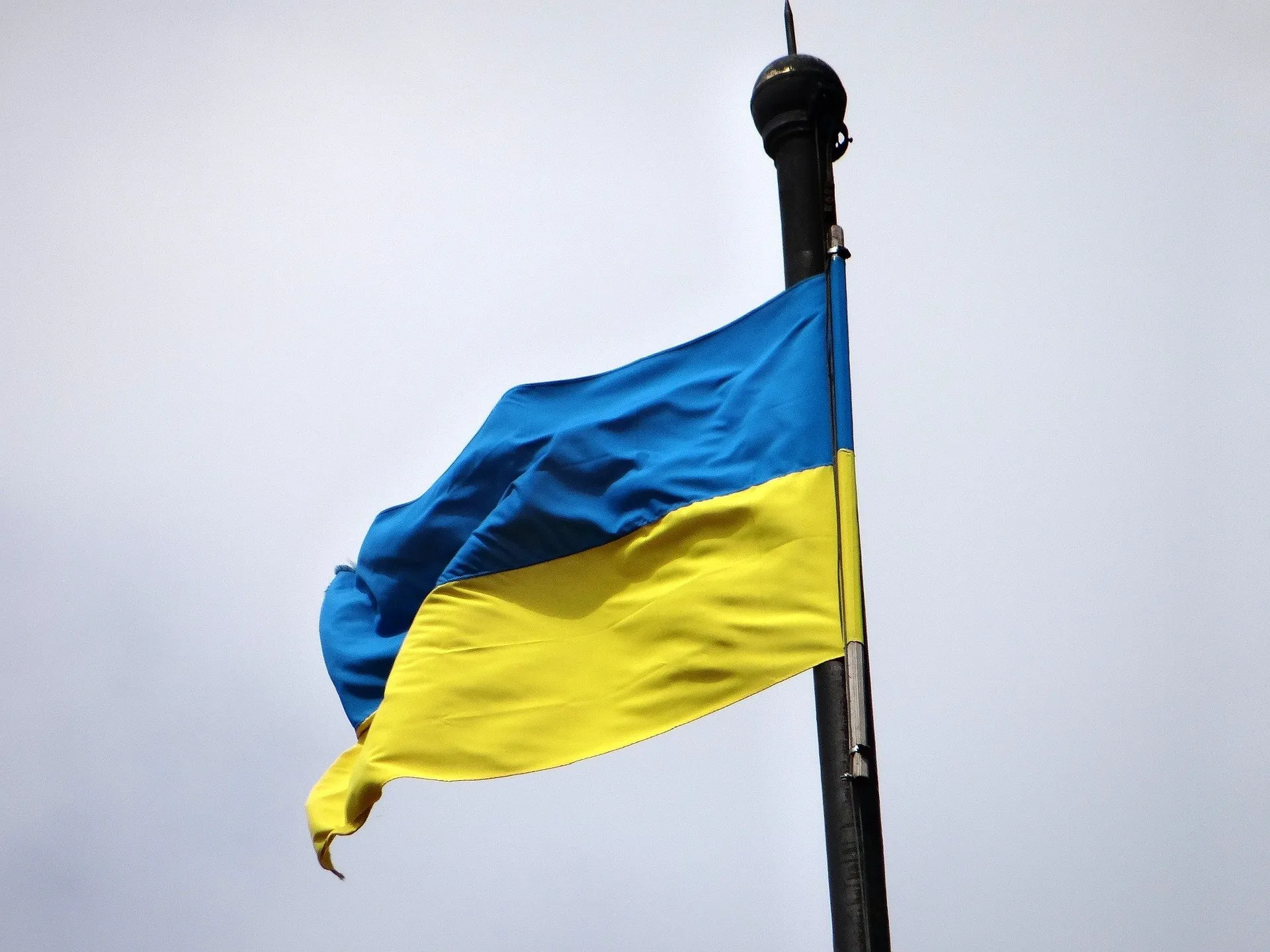 ukrainian flag g9b8e14bfb 1920