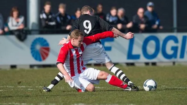 v6twnmiem2x7zvpzsdg1lnnxj dsc1989 snap