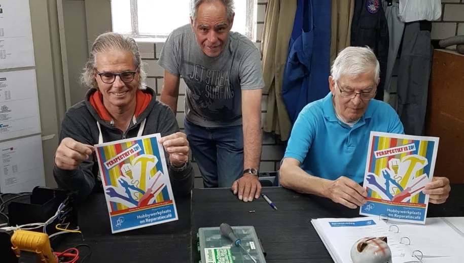 vrijwilligers reparatiecafe e1495707905805 915x518