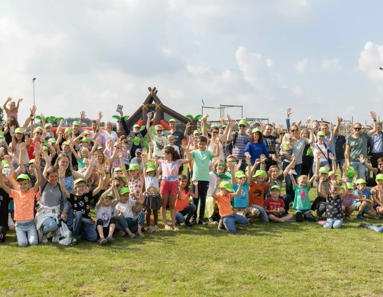 wijkheldendag 2022 groepsfoto scaled 1344x1042 c default