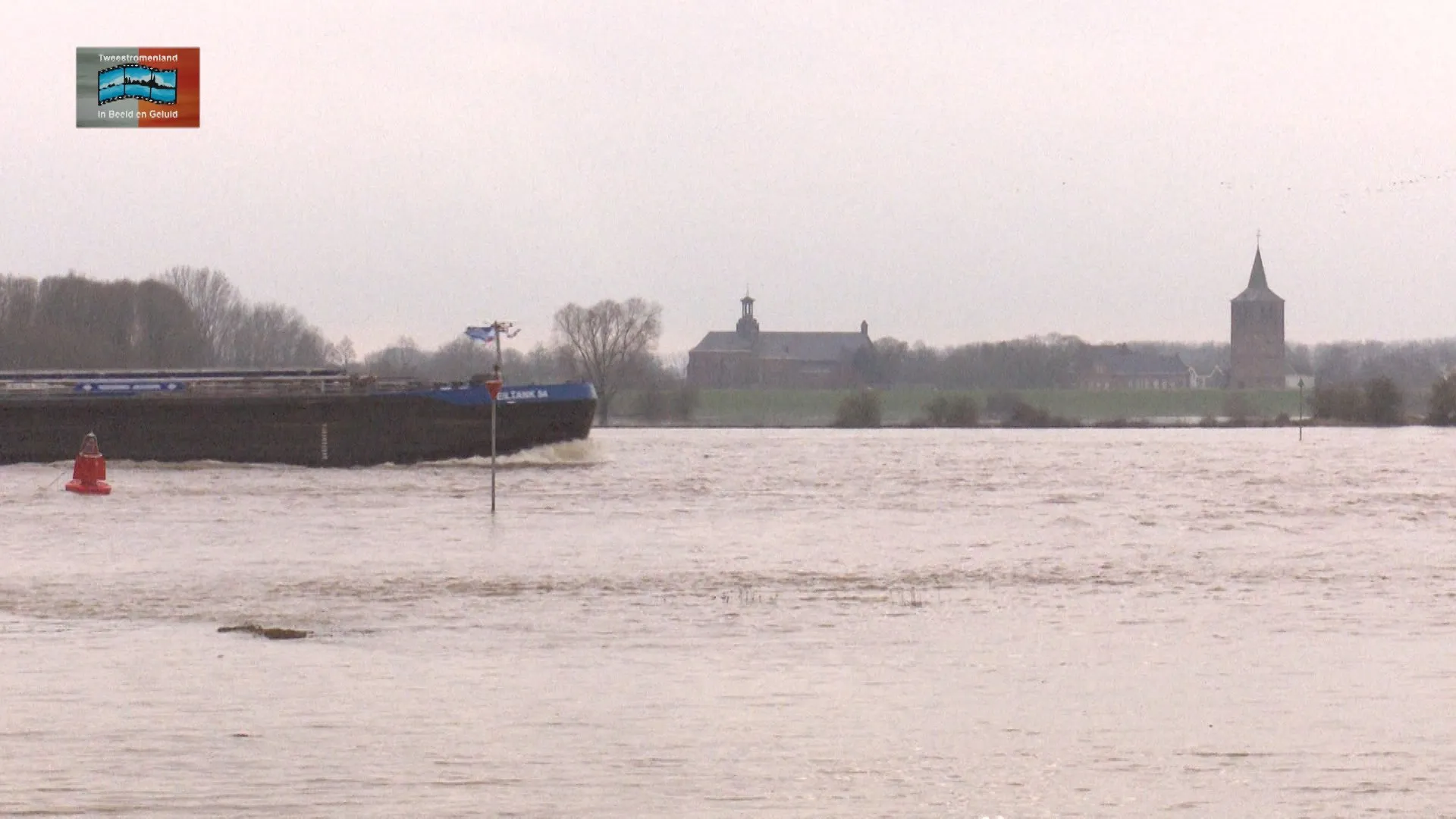 winssen waal hoog water