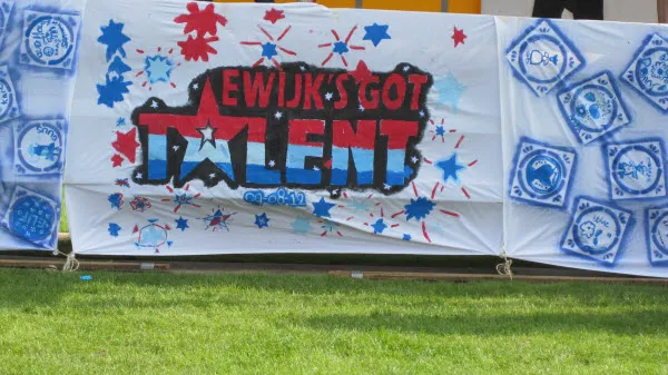 xcjm195zndi7w0ug2izd7qy0k 165256