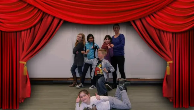 xn9vg4ncs8ppw92h1w9q6bob6 plankenkoorts jeugd