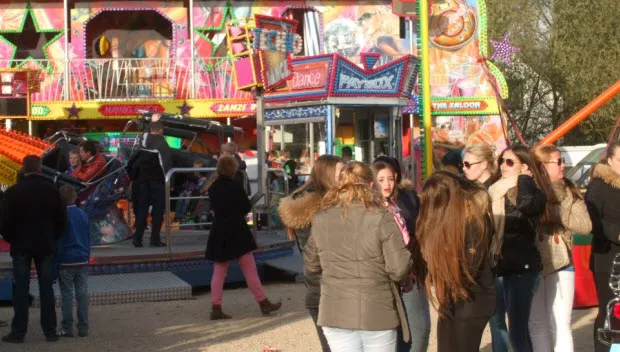 yta08yb3axg82zswdxiiwpwyr kermis