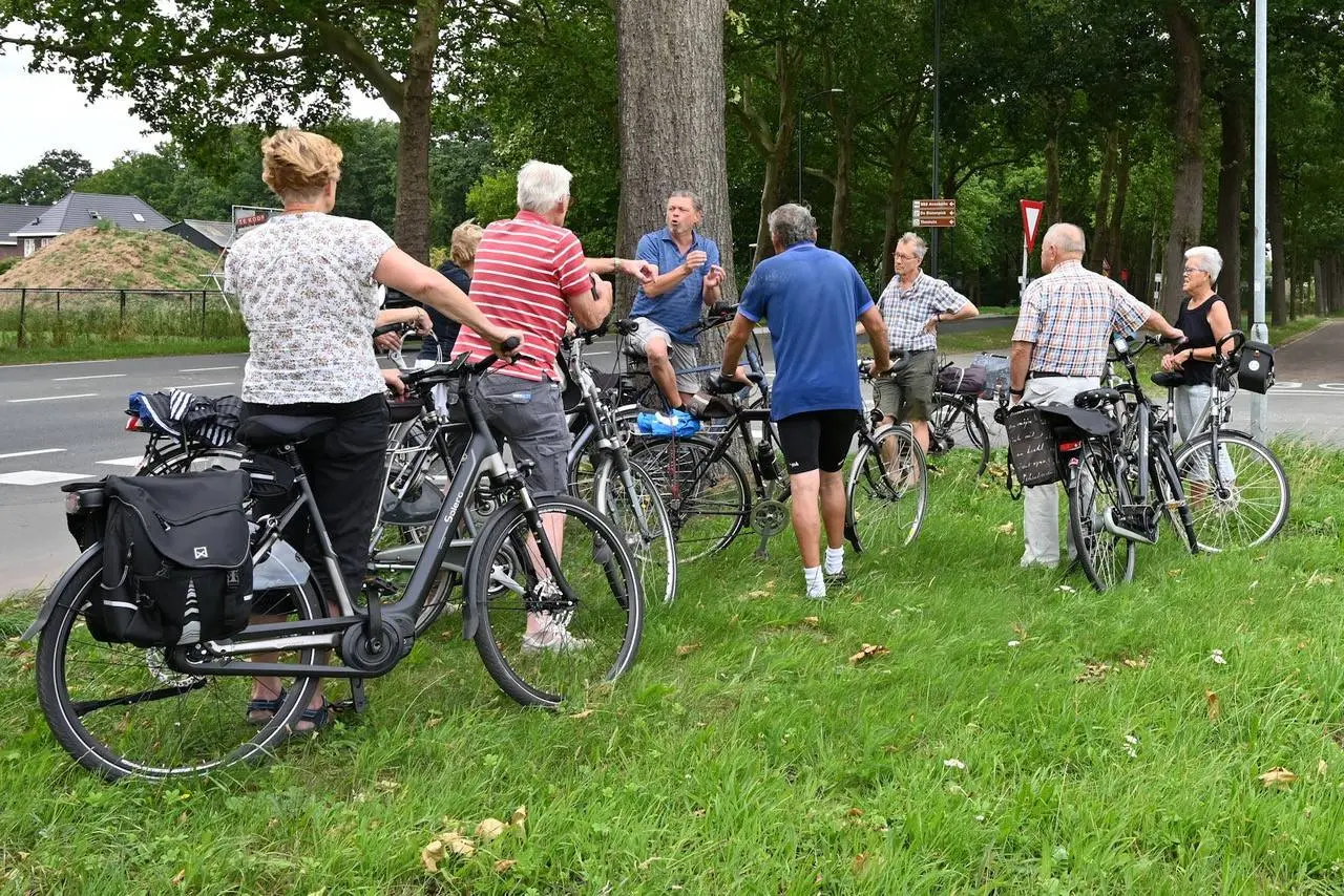 Fietstocht-FOTO3-HansvanHees