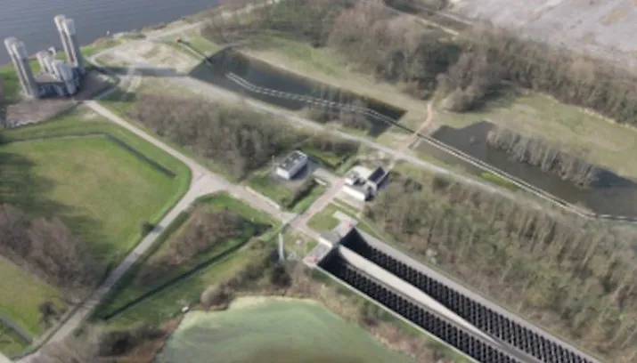 2015 01 21 23 34 24 715x408