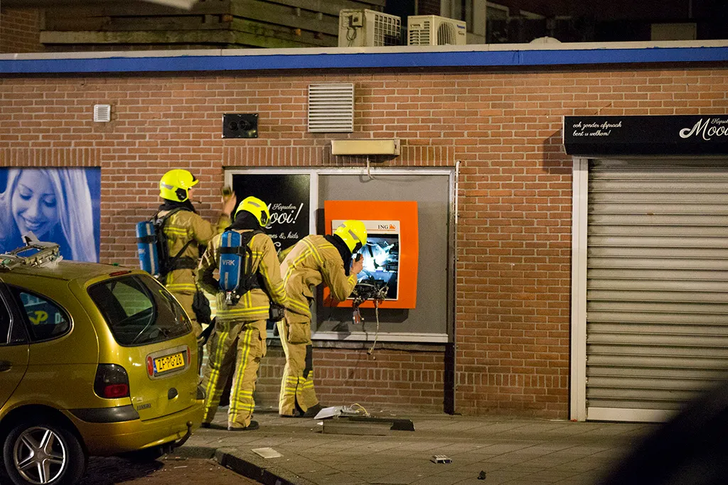 20150423 plofkraak 04