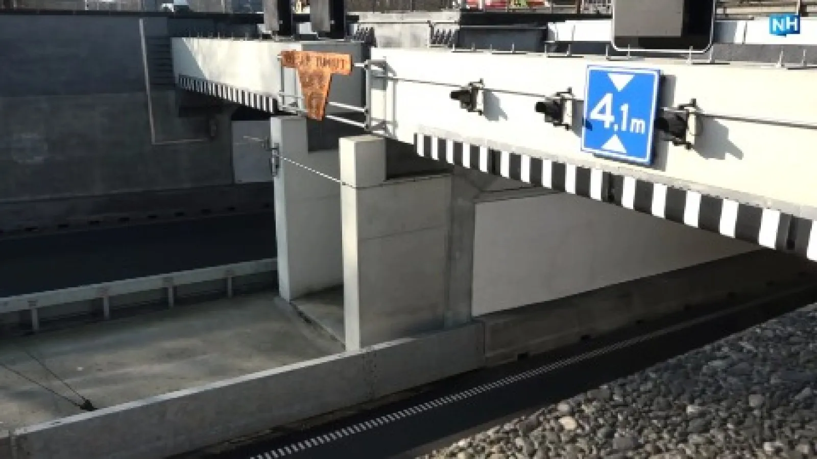 334791w1600r16 9753a2c9q90