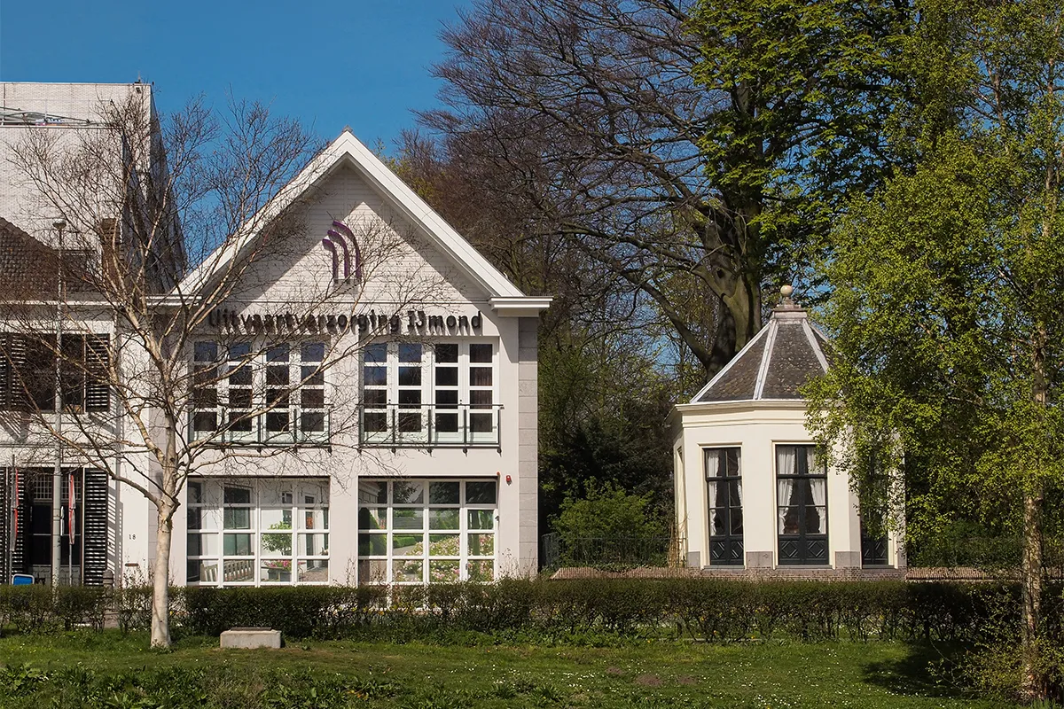 beverwijk blauwe lucht