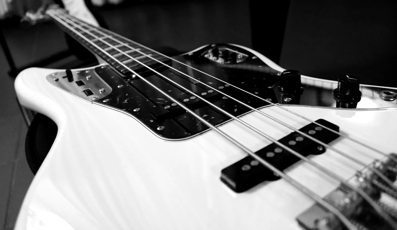 electric bass 787207 1280