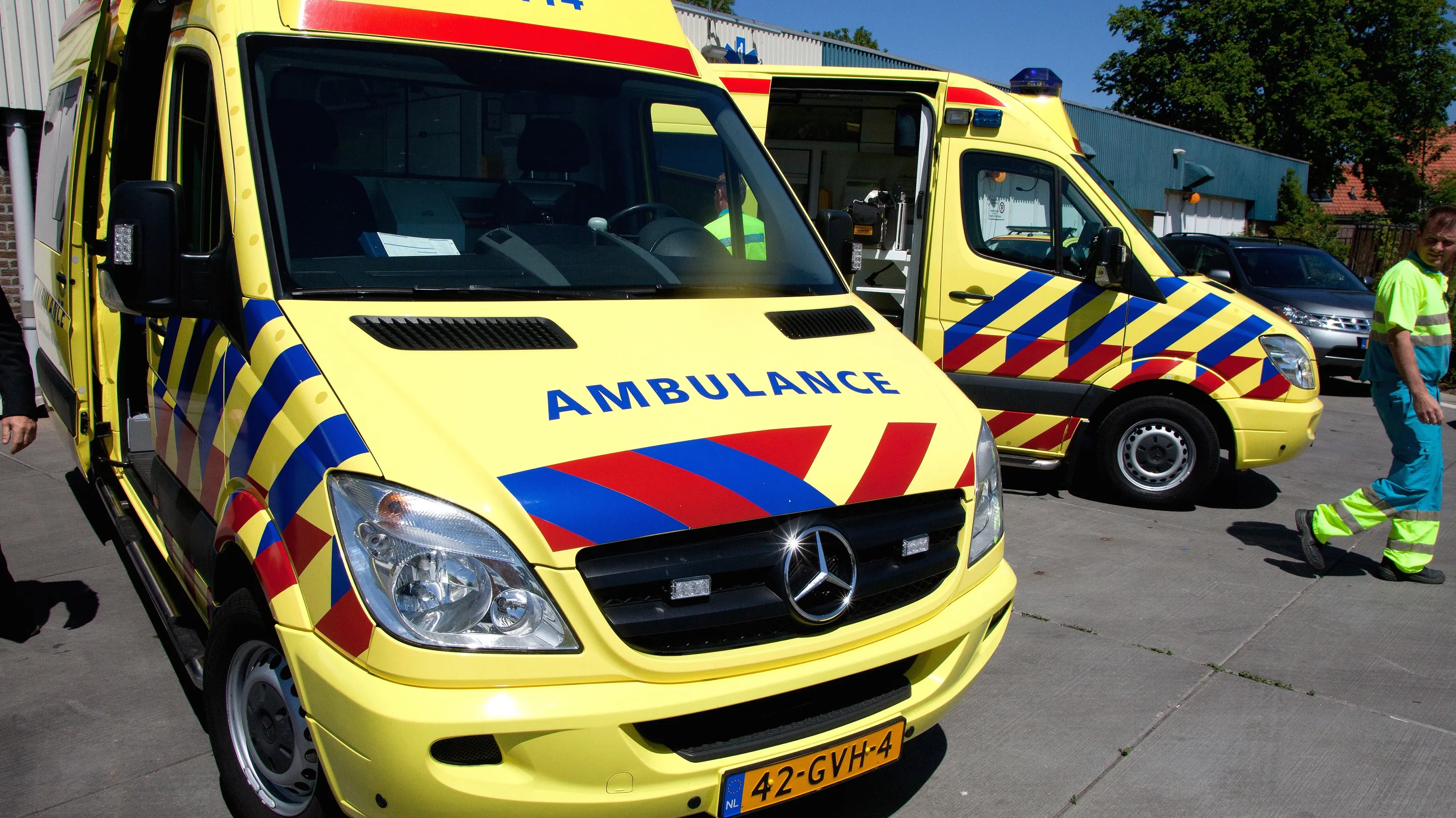 gpzrag5ucwhppuftsde6dz6vc ambulancepost