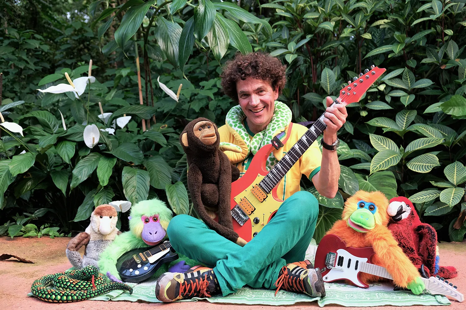 hoofdfoto dirk scheele met roep van de jungle