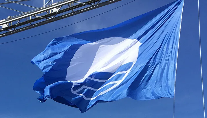 image1 blauwe vlag